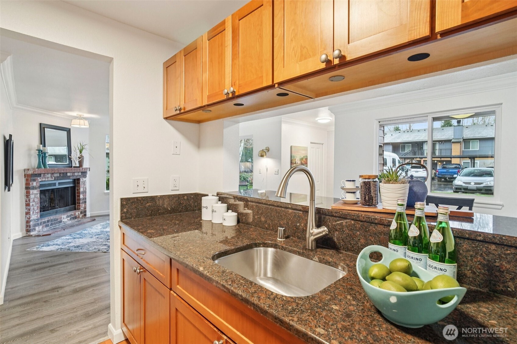10822 Northeast 148th Lane, Unit J102 Bothell, WA 98011 - Photo 9 of 28