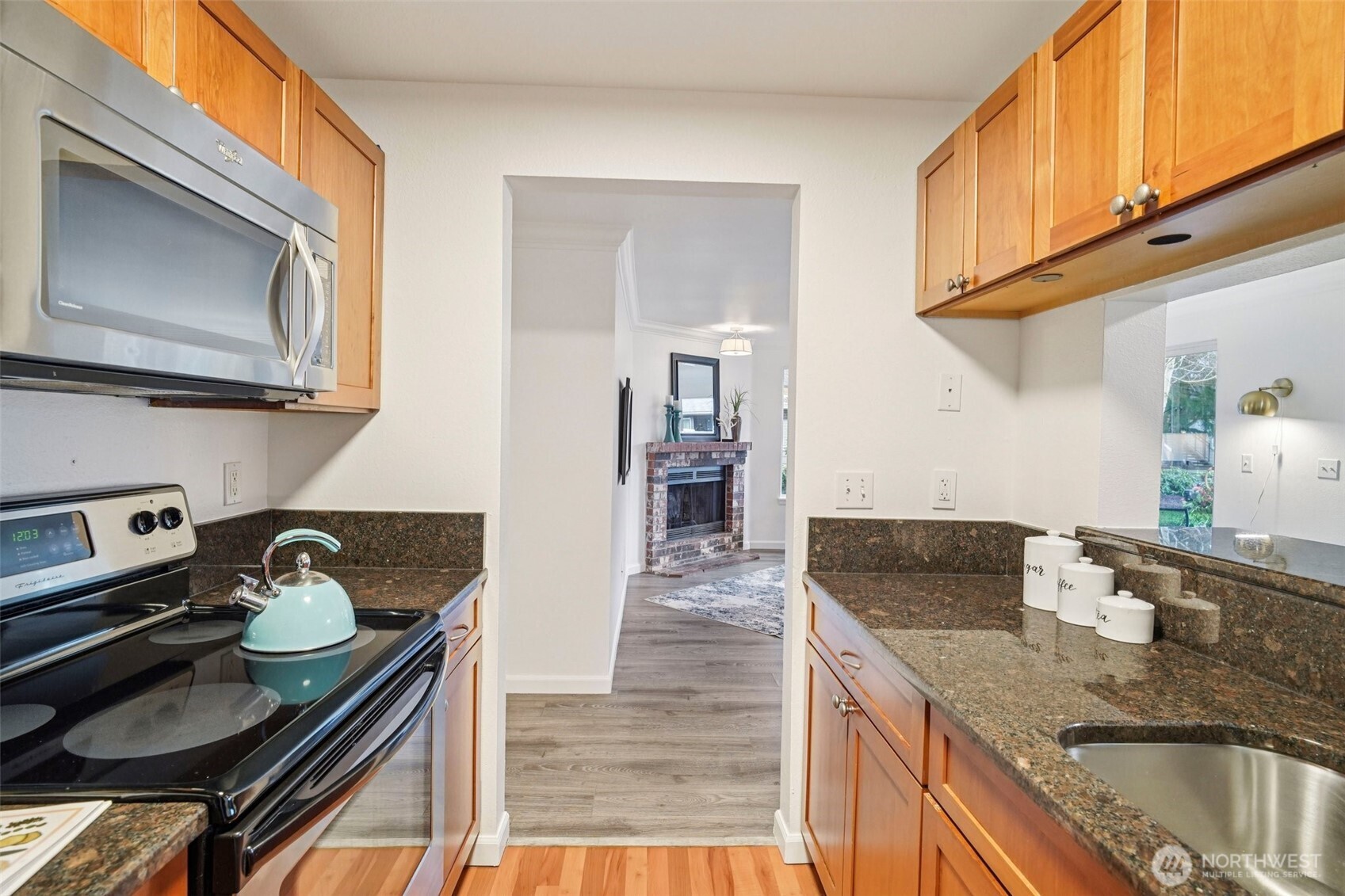 10822 Northeast 148th Lane, Unit J102 Bothell, WA 98011 - Photo 10 of 28