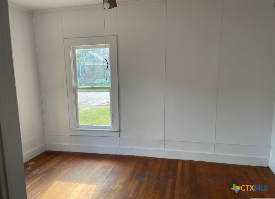 815 South 33rd Street Temple, TX 76504 - Photo 5 of 8