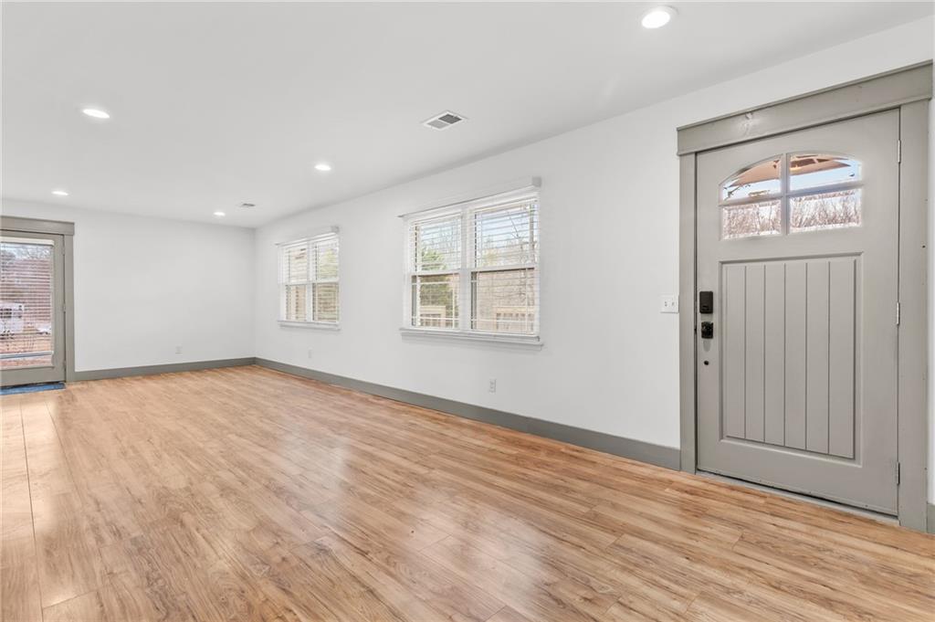 4409 Doc Sams Road Cumming, GA 30028 - Photo 5 of 33