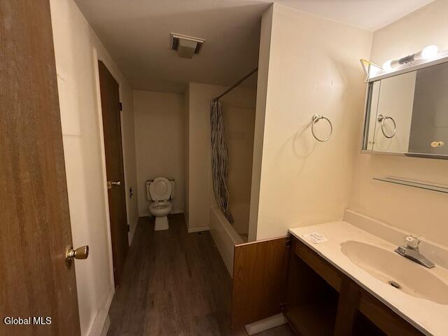 241 Thimbleberry Road Malta, NY 12020 - Photo 9 of 20 IMG_6365