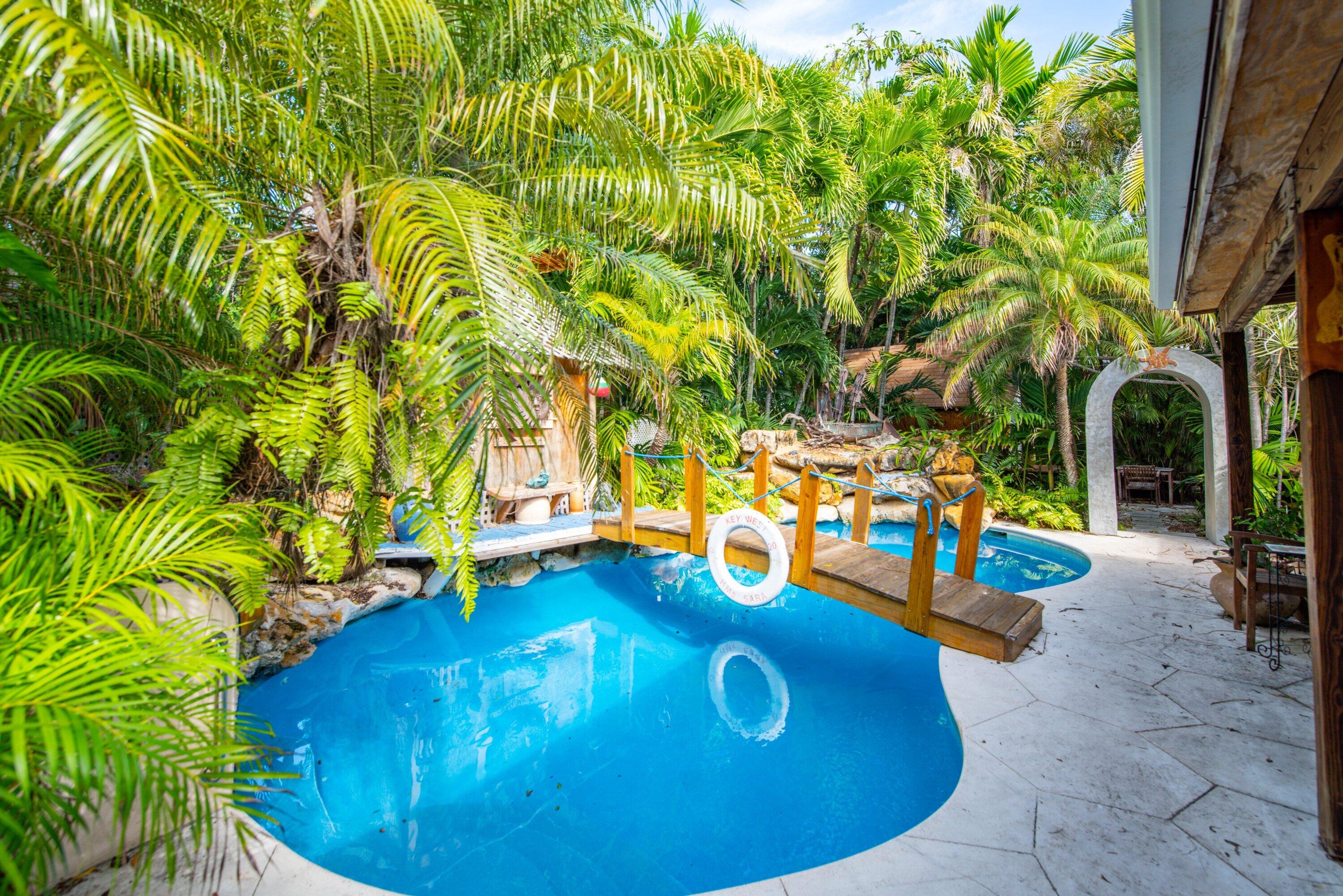 1711 Seminary Street Key West, FL 33040 - Photo 2 of 44 Pool Area