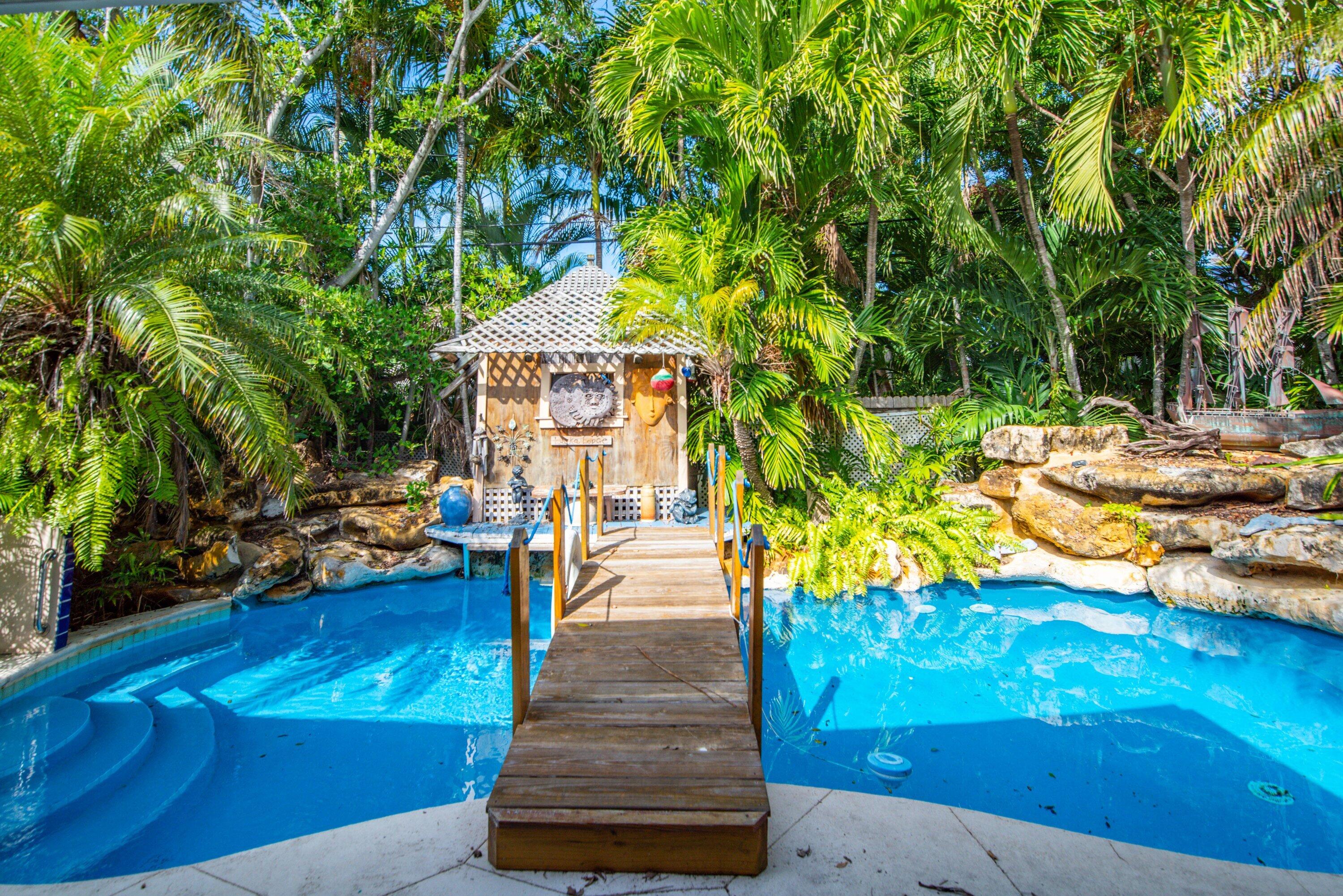 1711 Seminary Street Key West, FL 33040 - Photo 22 of 44 Pool Area