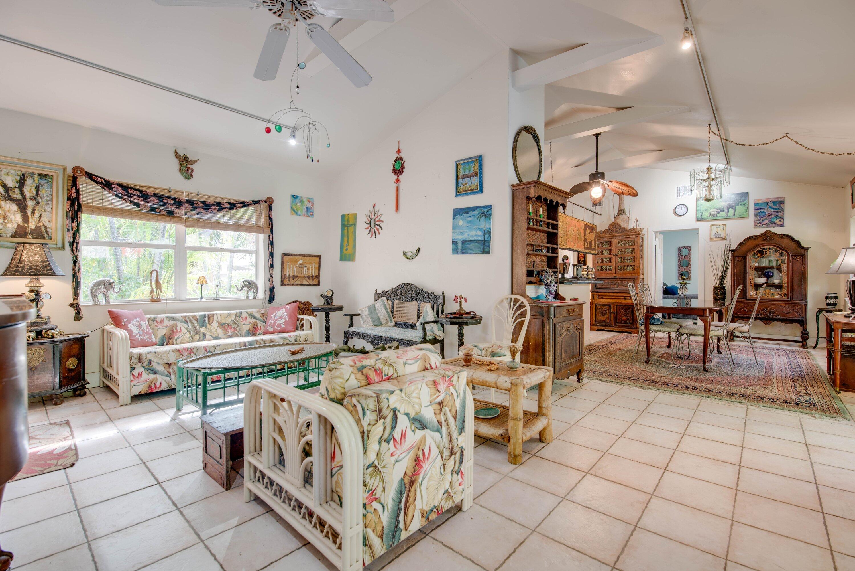 1711 Seminary Street Key West, FL 33040 - Photo 7 of 44 Living Room