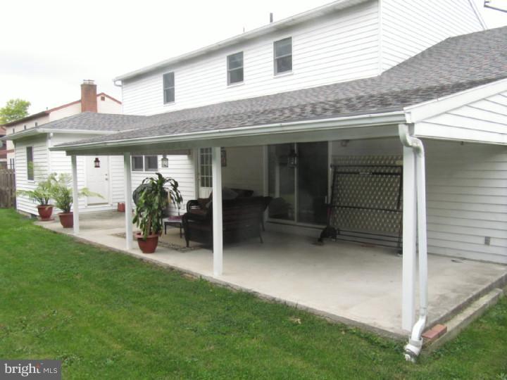 1553 Singer Road Reading, PA 19610 - Photo 16 of 18 Patio