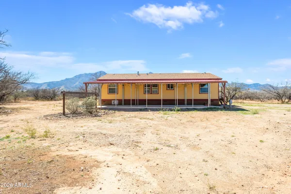 $269,900 | 6627 South Veterans Lane, Hereford, AZ 85615