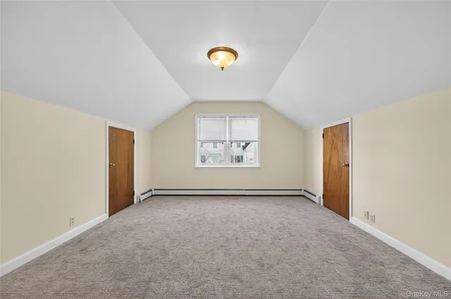 $4,800 | 3 Woodmere Lane, Glenwood Landing, NY 11547