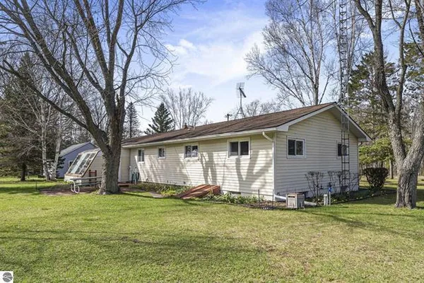 $325,000 | 1970 East M 115, Cadillac, MI 49601