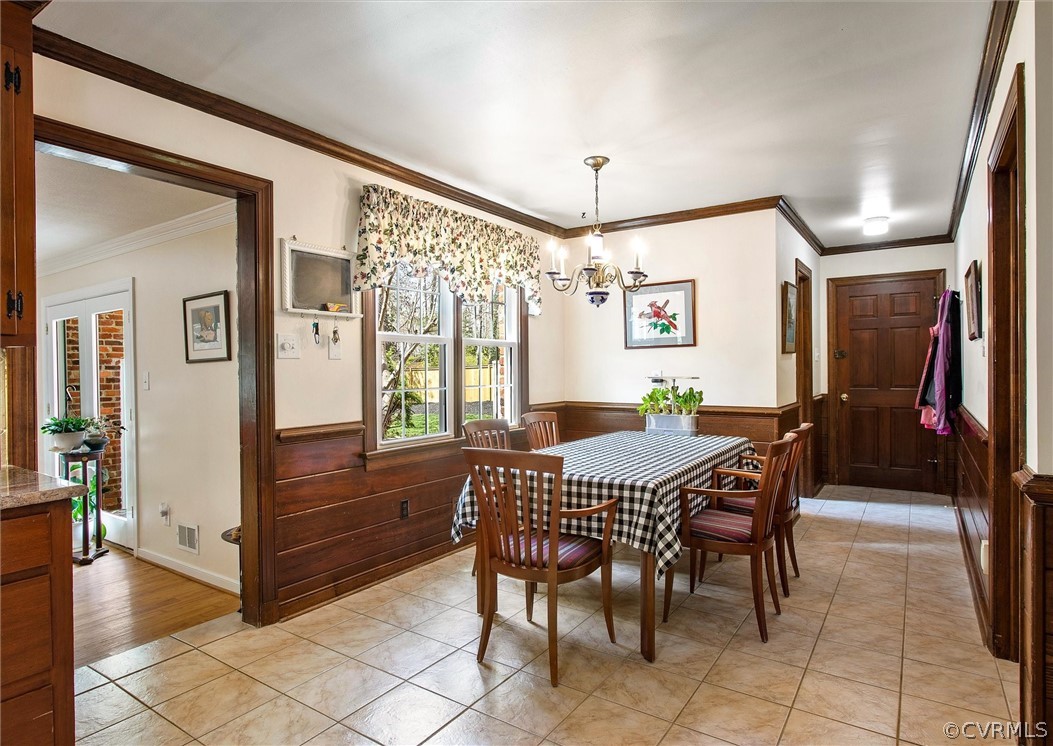 2800 Queenswood Road Midlothian, VA 23113 - Photo 13 of 45 a view of a dining room with furniture and window