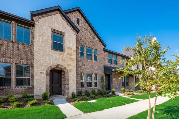 $2,895 | 1366 Madison Avenue, Flower Mound, TX 75028