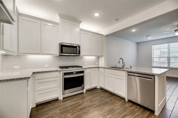 $2,895 | 1366 Madison Avenue, Flower Mound, TX 75028