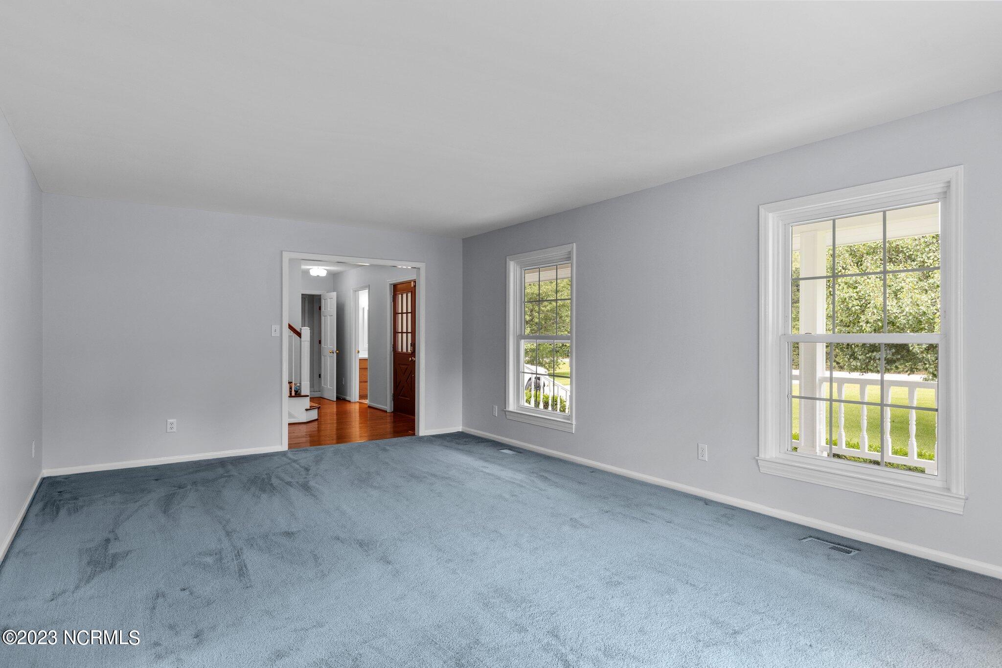 5 Living Room