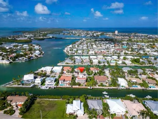 $4,400,000 | 771 12th Street, Key Colony Beach, FL 33051