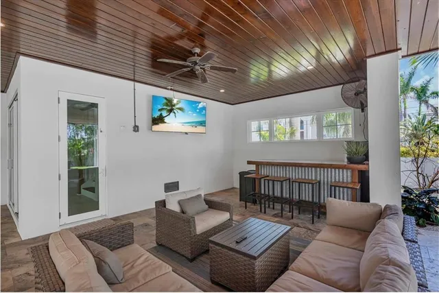 a view of a backyard of the house