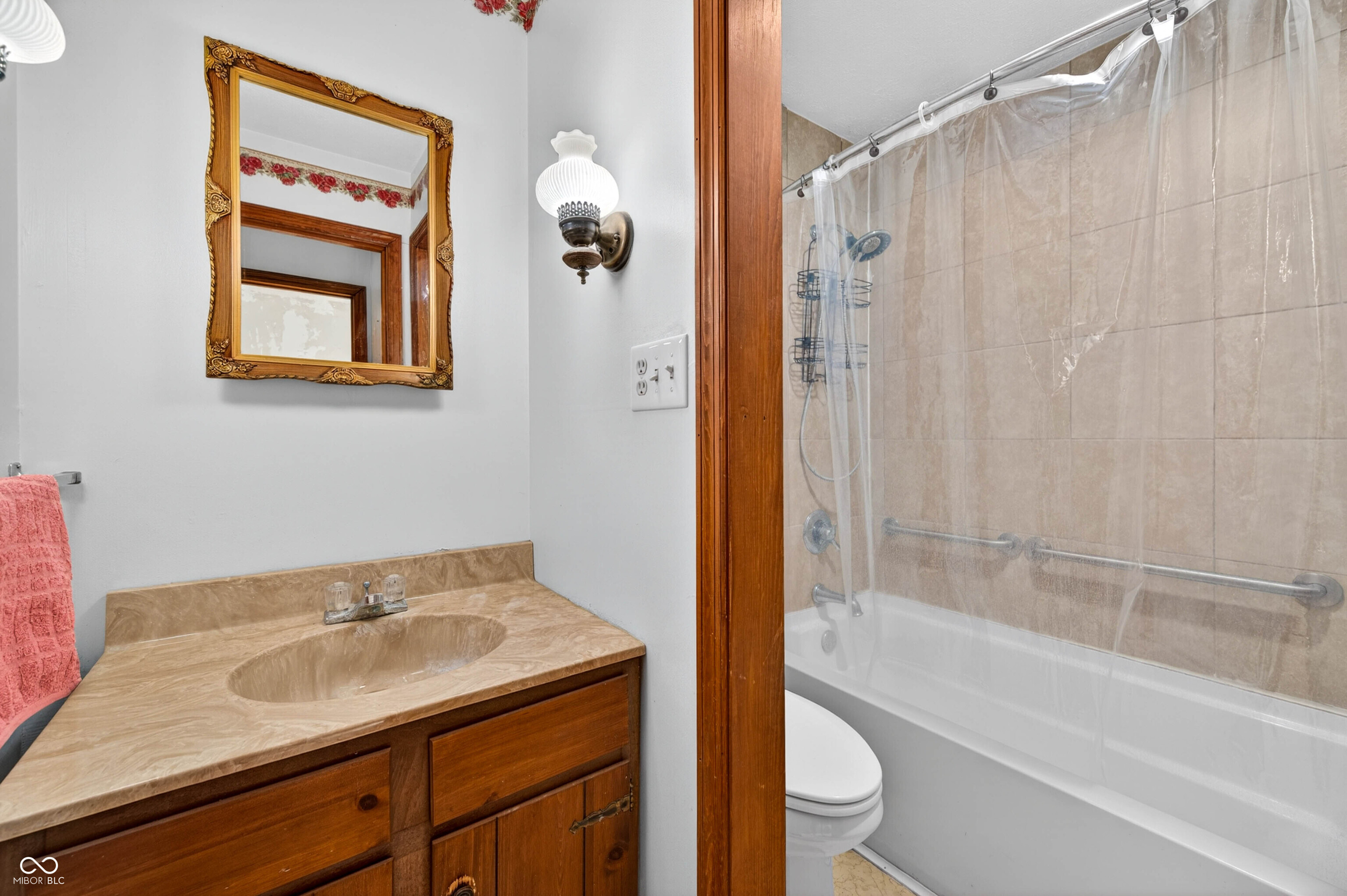 1081 Highway 50 Mitchell, IN 47446 - Photo 28 of 63