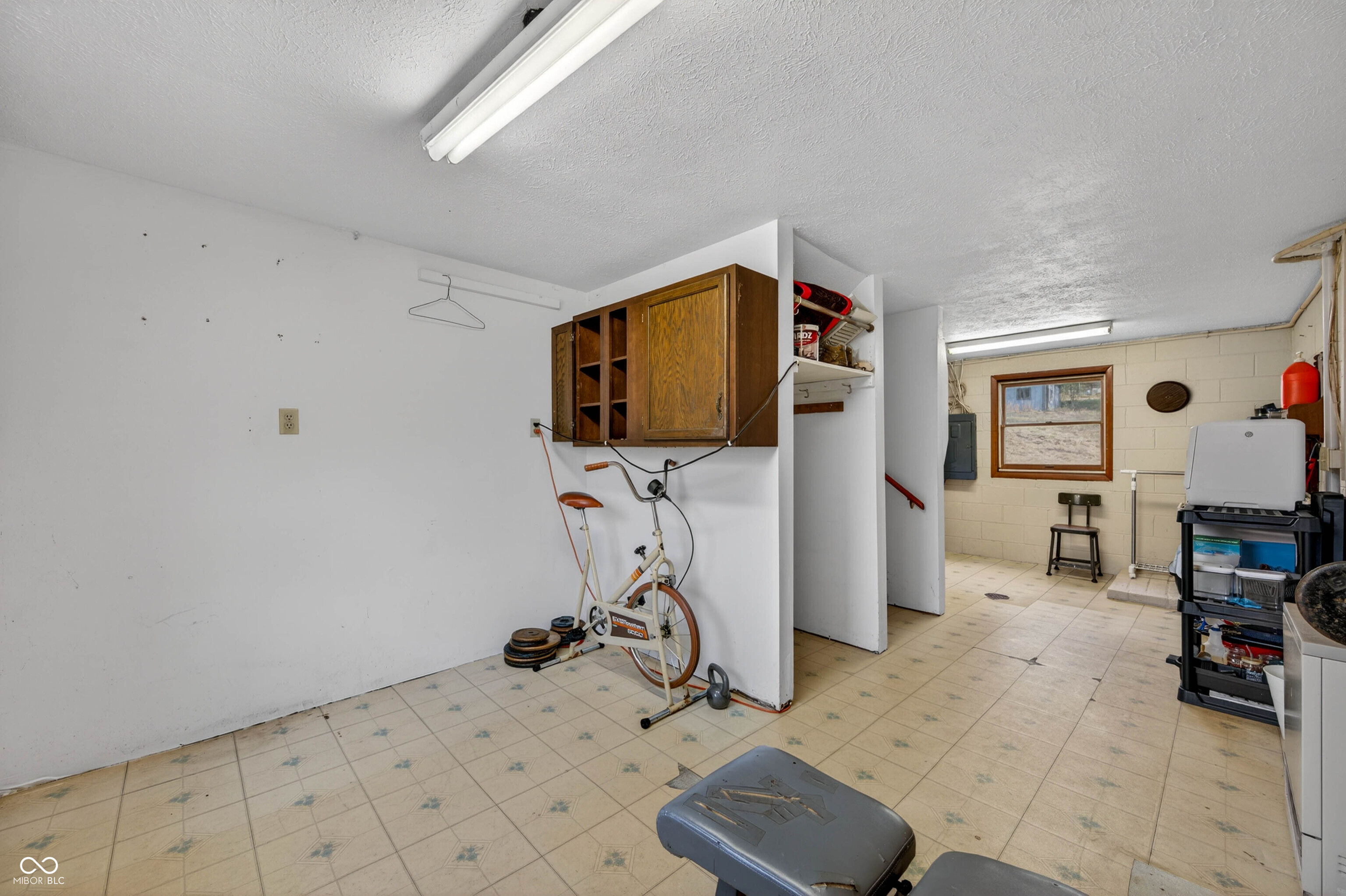 1081 Highway 50 Mitchell, IN 47446 - Photo 40 of 63