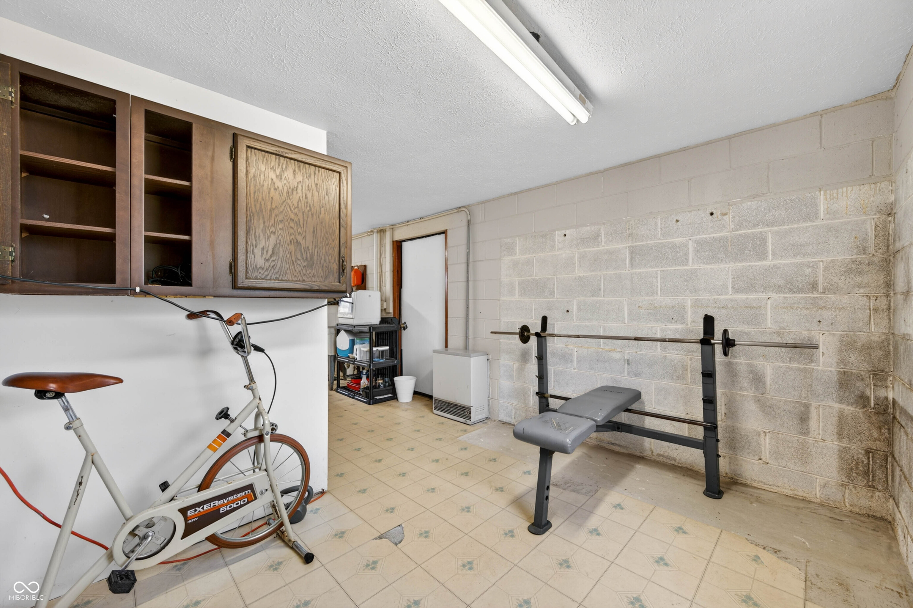 1081 Highway 50 Mitchell, IN 47446 - Photo 41 of 63