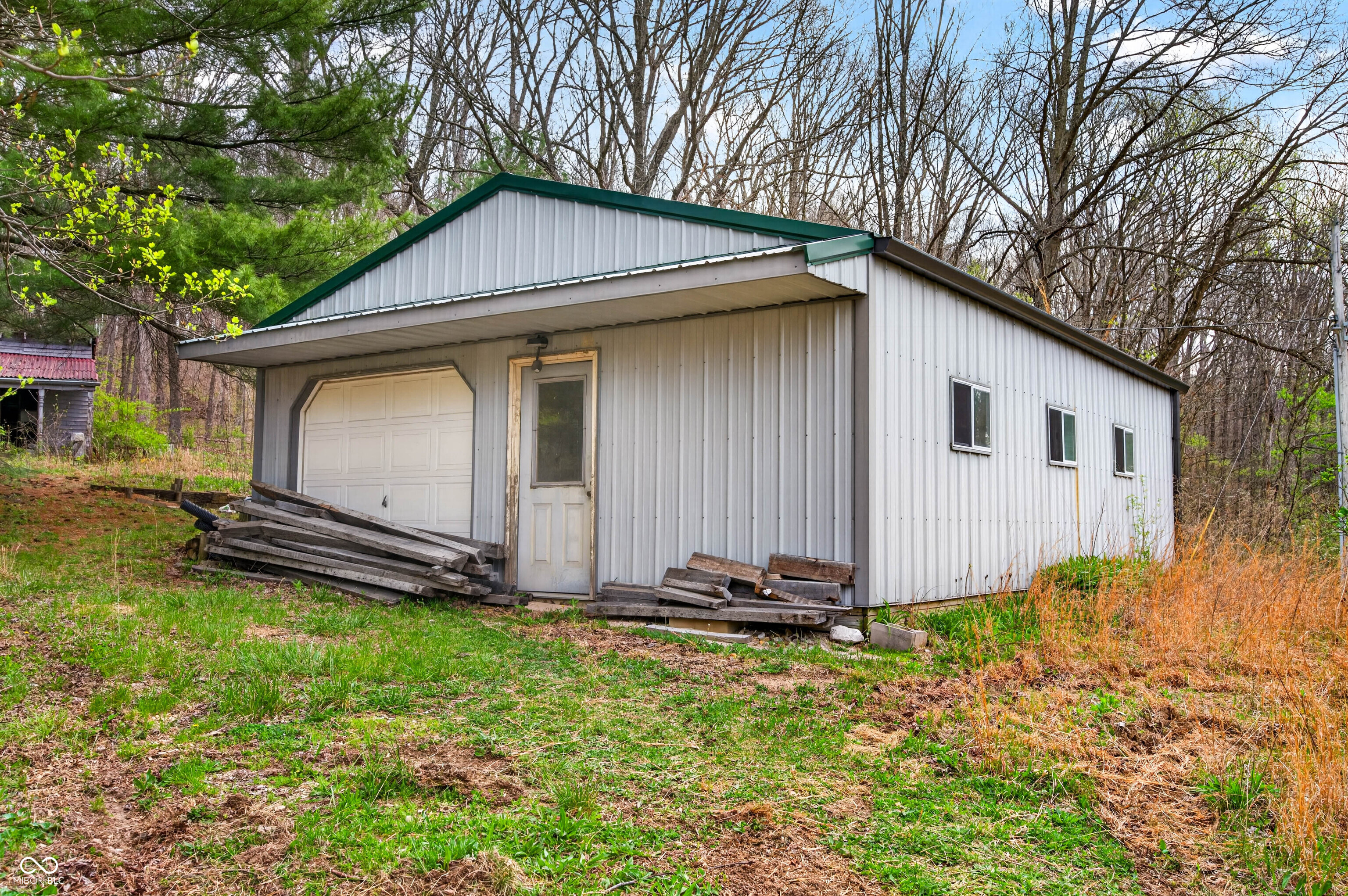 1081 Highway 50 Mitchell, IN 47446 - Photo 46 of 63