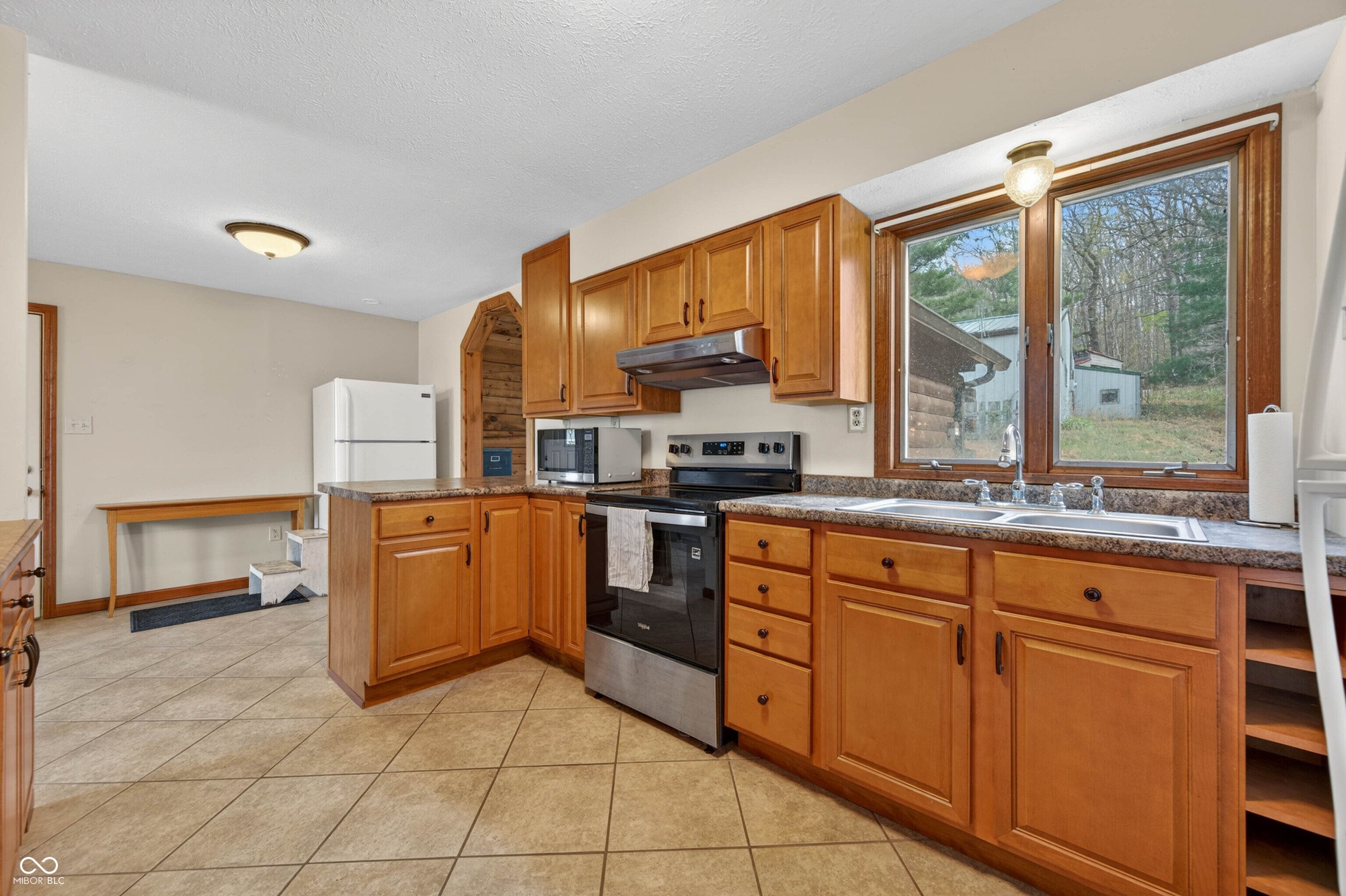 1081 Highway 50 Mitchell, IN 47446 - Photo 10 of 63