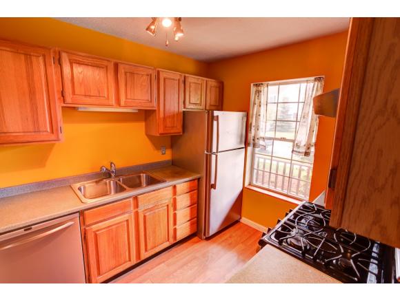 117 Rivers Edge Drive, Unit 117 Burlington, VT 05408 - Photo 3 of 15 Gallery Image 3