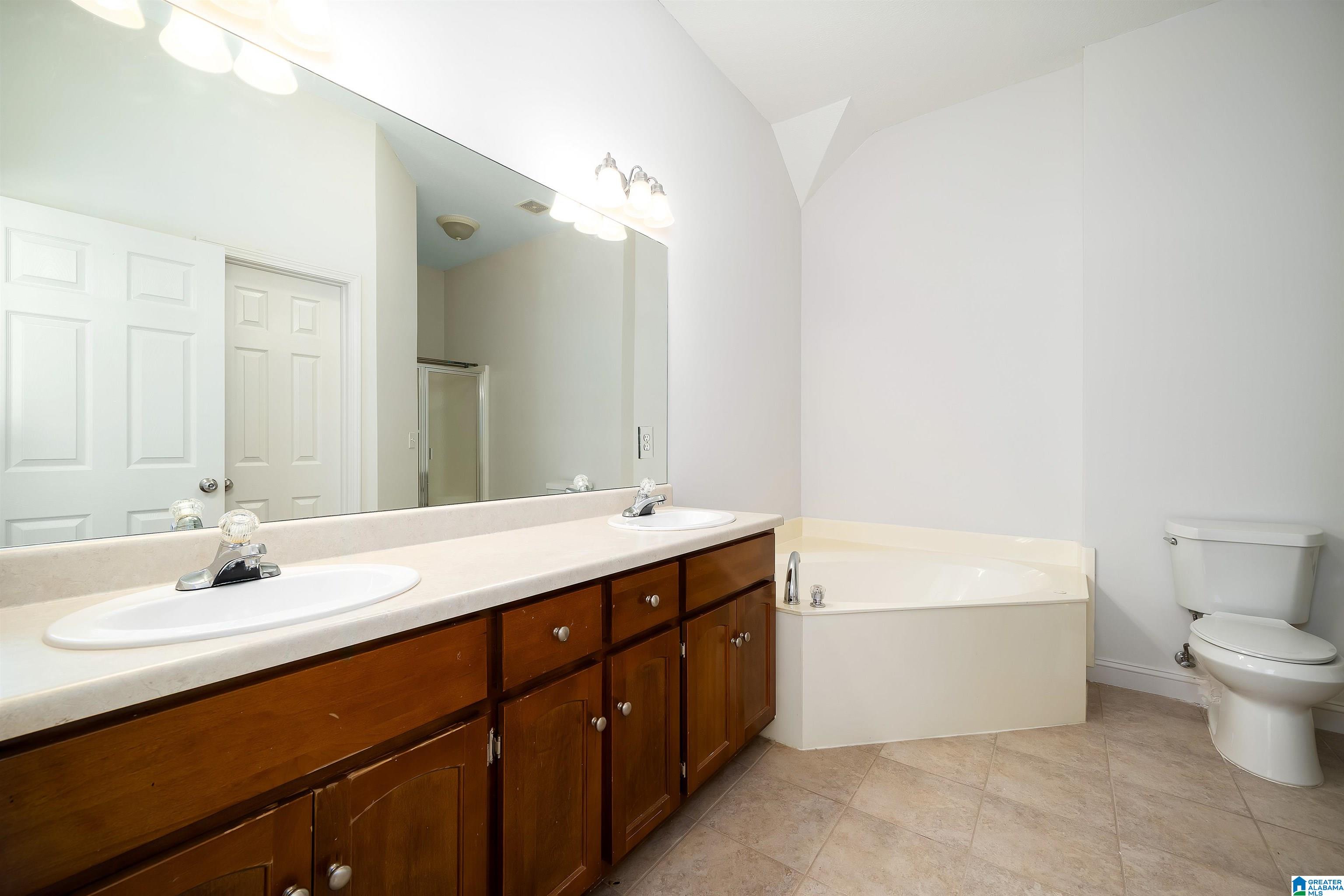 582 Hackberry Ridge Trace Birmingham, AL 35226 - Photo 21 of 34 Gallery Image 21
