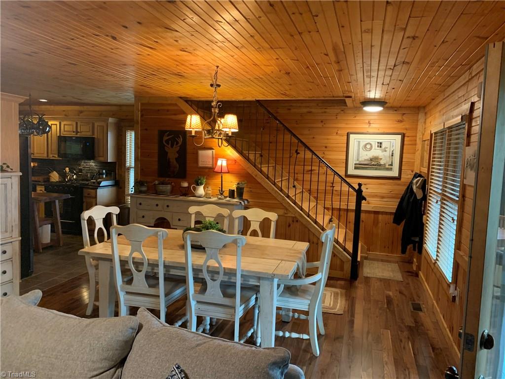 1645 Buck Mountain Road Purlear, NC 28665 - Photo 13 of 30