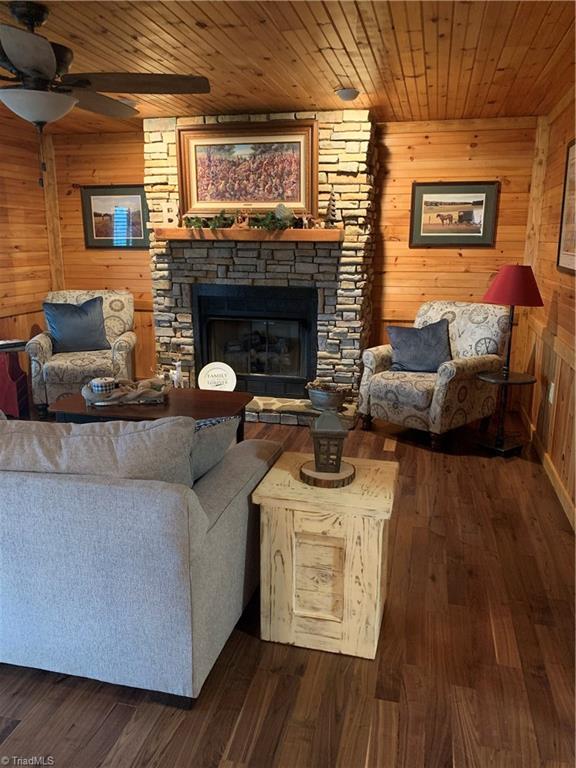 1645 Buck Mountain Road Purlear, NC 28665 - Photo 15 of 30