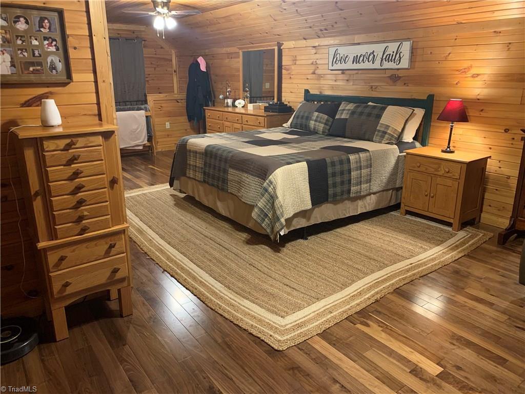 1645 Buck Mountain Road Purlear, NC 28665 - Photo 23 of 30