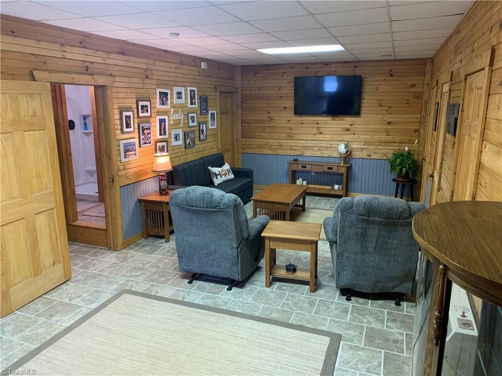 1645 Buck Mountain Road Purlear, NC 28665 - Photo 28 of 30