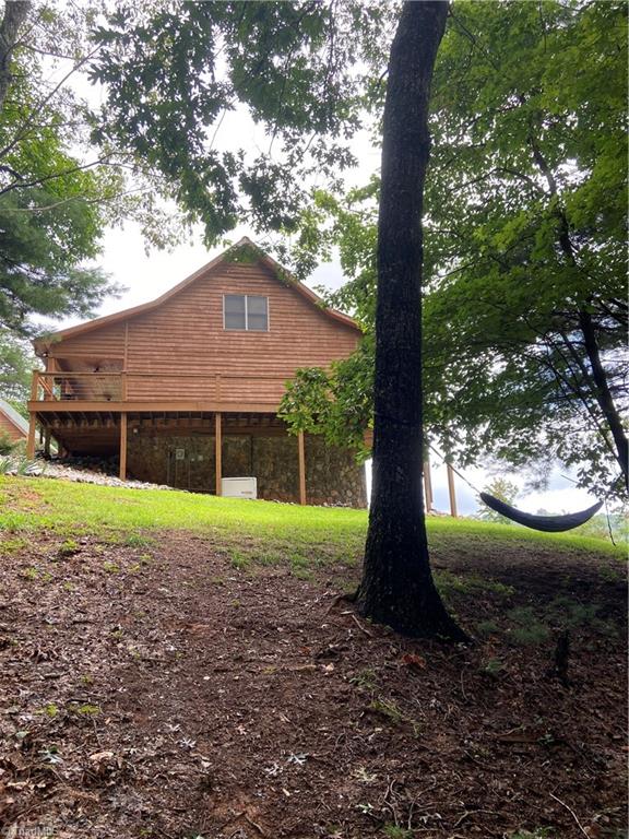1645 Buck Mountain Road Purlear, NC 28665 - Photo 5 of 30