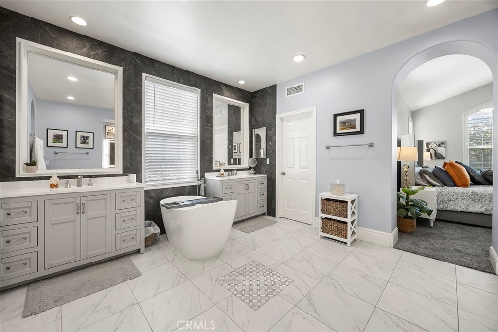 16 Kempton Lane Ladera Ranch, CA 92694 - Photo 38 of 60 Primary bathroom with tile flooring.