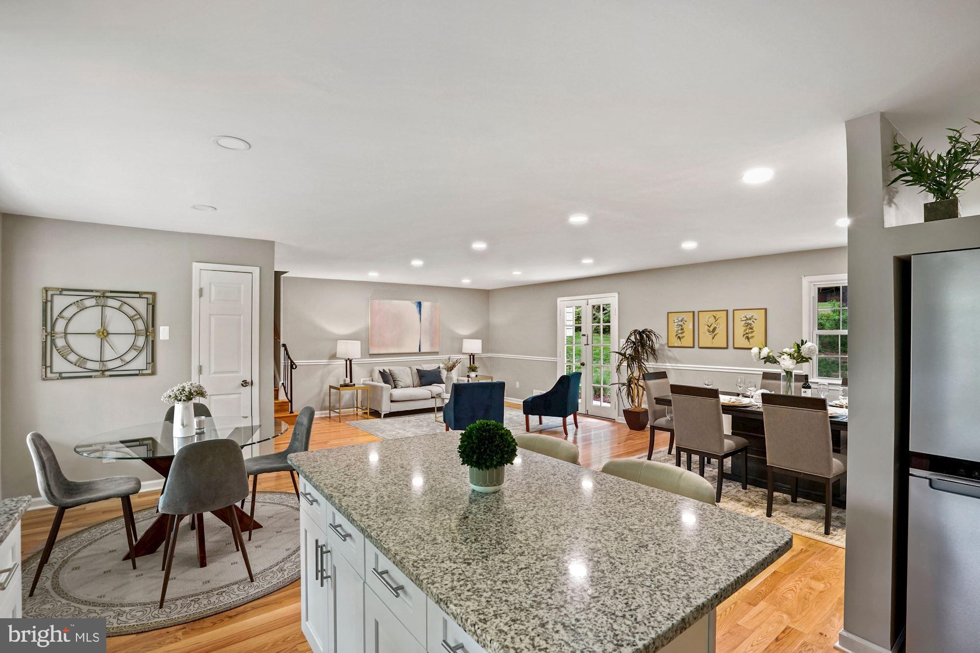 3129 Hunt Road Oakton, VA 22124 - Photo 12 of 32 Gallery Image 12