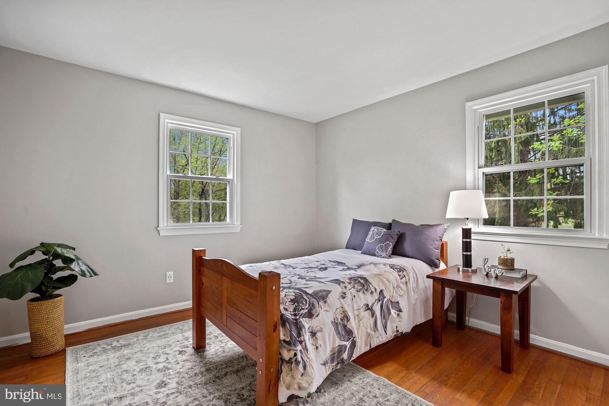 3129 Hunt Road Oakton, VA 22124 - Photo 20 of 32 Bedroom 2