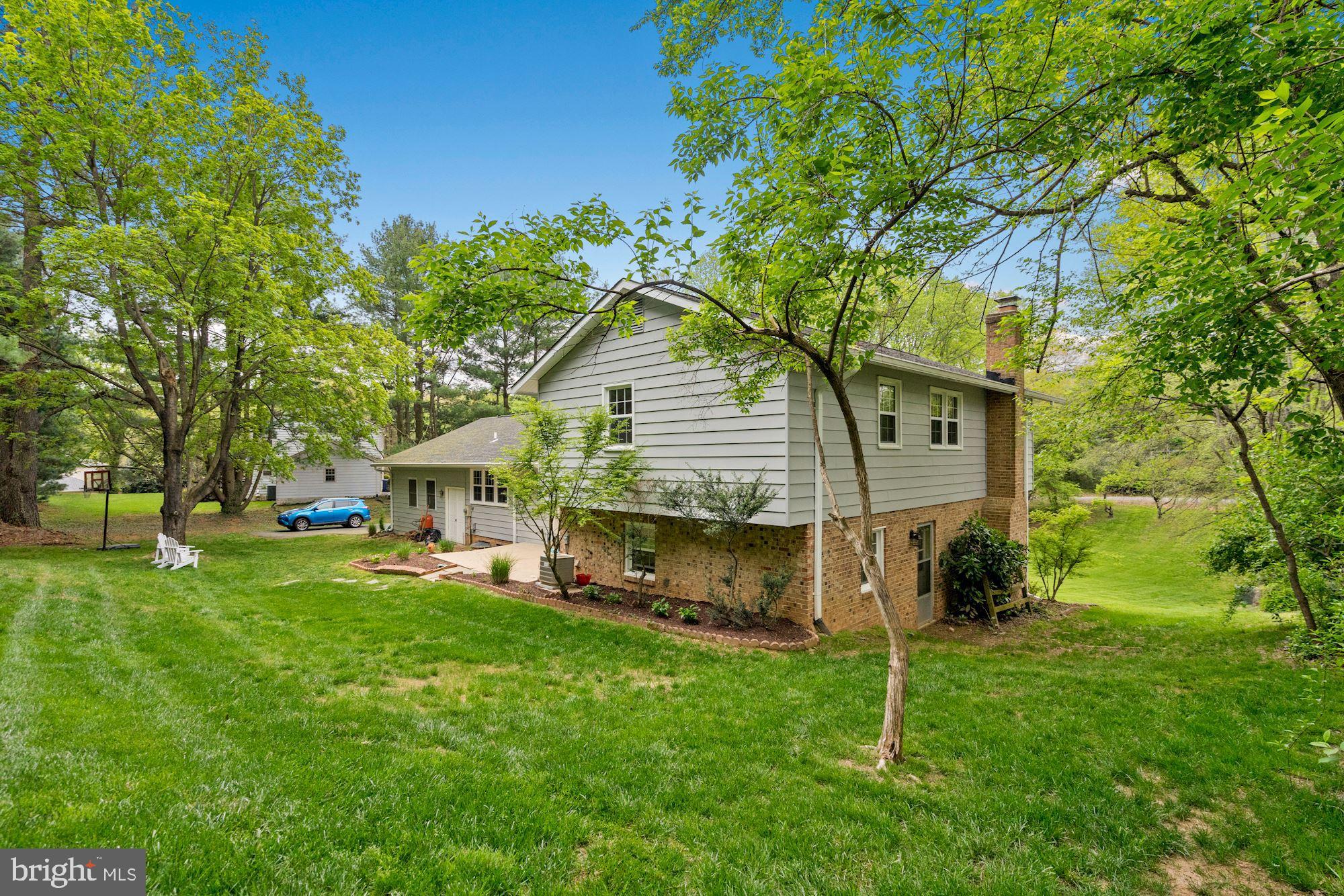 3129 Hunt Road Oakton, VA 22124 - Photo 32 of 32 Gallery Image 32