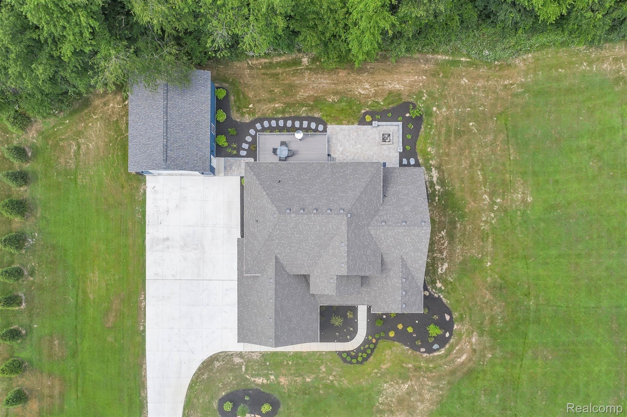 860 North Hacker Road Howell, MI 48843 - Photo 44 of 53 View from Above