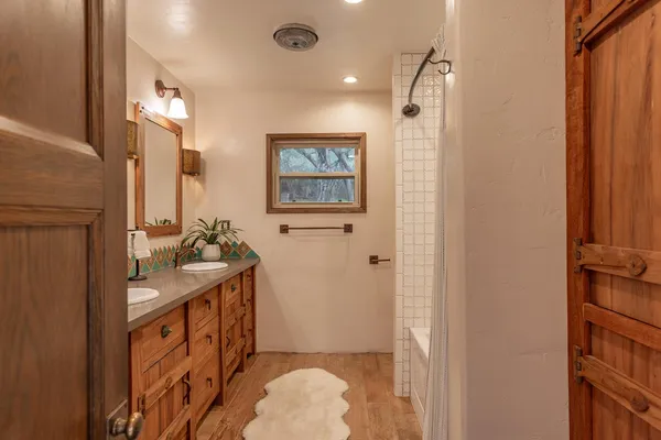 $4,500,000 | 1519 Ayers Avenue, Ojai, CA 93023