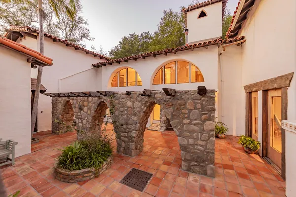 $4,500,000 | 1519 Ayers Avenue, Ojai, CA 93023