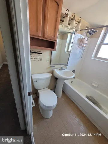 an empty room with window