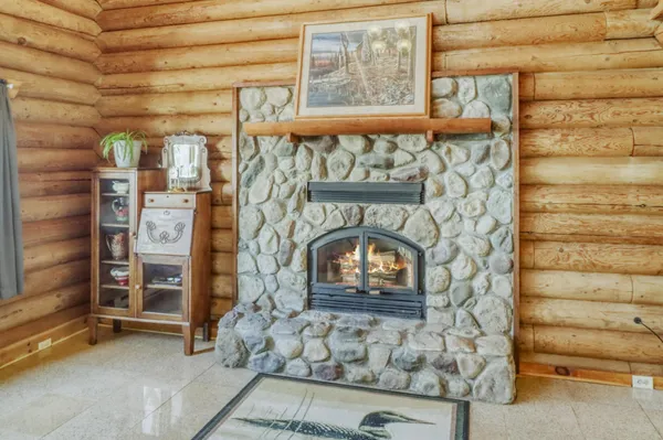 $625,000 | 21748 East Height Of Land Drive, Detroit Lakes, MN 56501