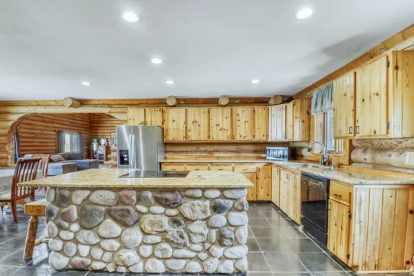 $625,000 | 21748 East Height Of Land Drive, Detroit Lakes, MN 56501