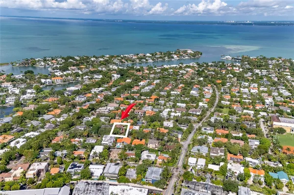 $25,000 | 760 Glenridge Road, Key Biscayne, FL 33149