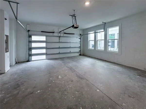 $3,500 | 2046 Packing District Way, Orlando, FL 32804