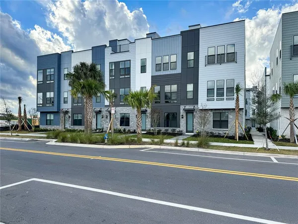 $3,500 | 2046 Packing District Way, Orlando, FL 32804