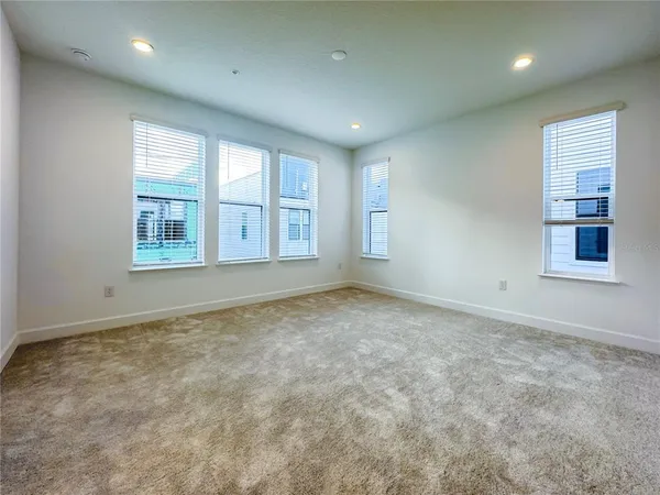 $3,500 | 2046 Packing District Way, Orlando, FL 32804