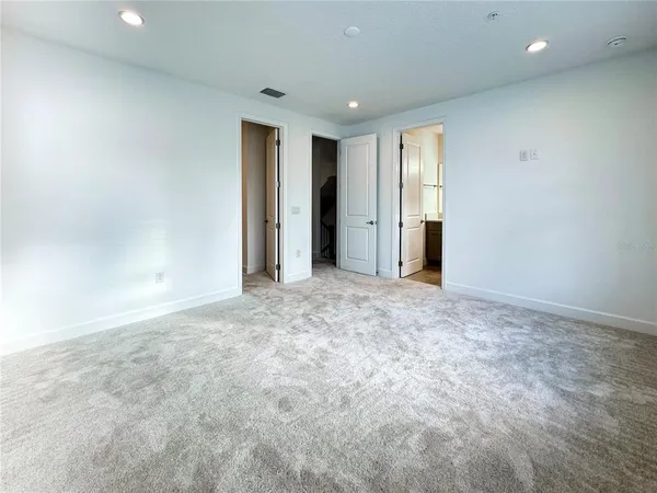 $3,500 | 2046 Packing District Way, Orlando, FL 32804