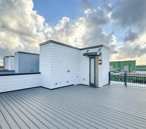 $3,500 | 2046 Packing District Way, Orlando, FL 32804