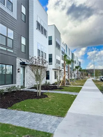 $3,500 | 2046 Packing District Way, Orlando, FL 32804