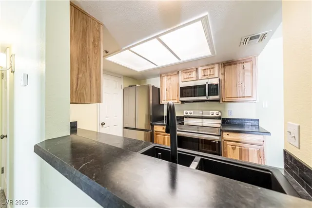 $137,000 | 3550 Bay Sands Drive, Unit 3061, Laughlin, NV 89029