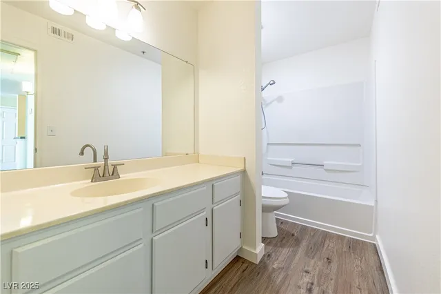 $137,000 | 3550 Bay Sands Drive, Unit 3061, Laughlin, NV 89029