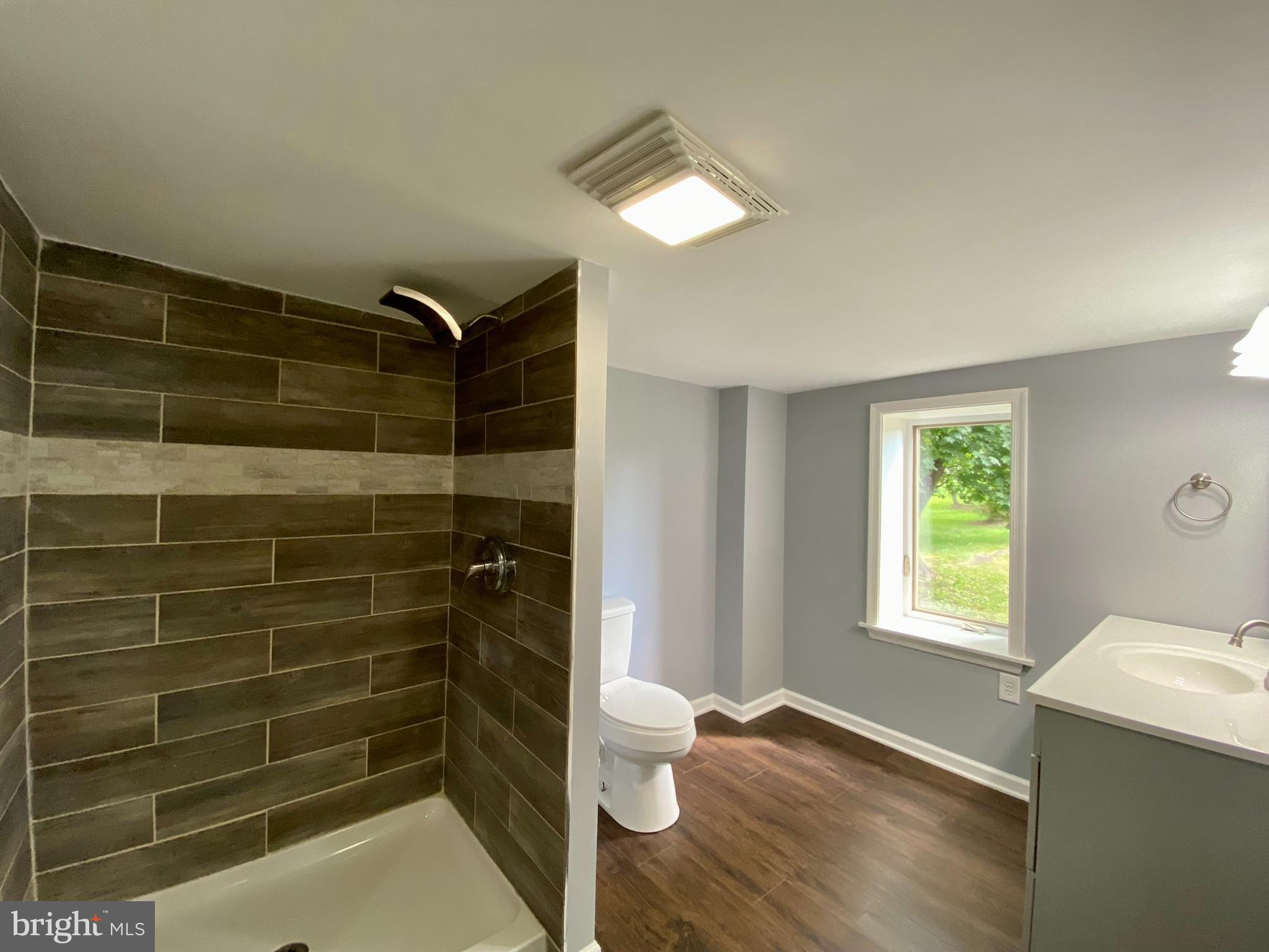 2355 Table Rock Road Biglerville, PA 17307 - Photo 20 of 38 First Floor Bedroom Full Bathroom